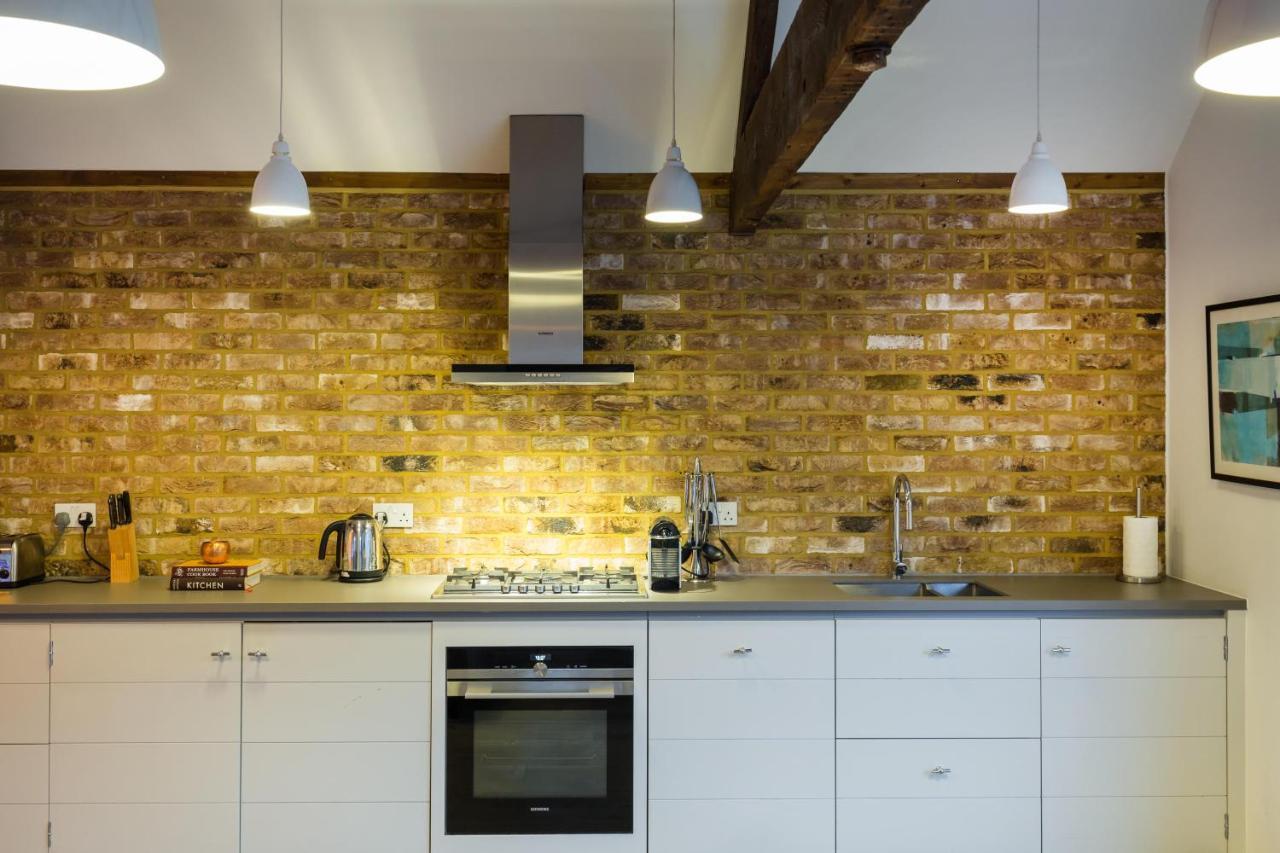 Urban Chic - Rathbone Apartment Londra Exterior foto